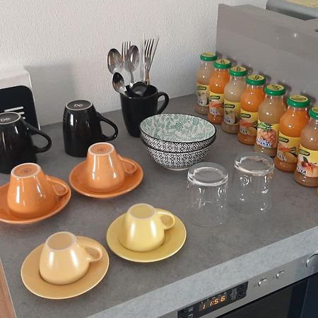 Casa Rosy - Stanza Privata Con Bagno Esclusivo E Parcheggio Gratuito Appartement Porto Torres Buitenkant foto