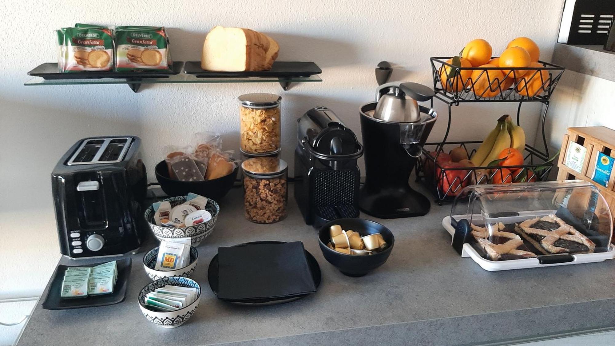 Casa Rosy - Stanza Privata Con Bagno Esclusivo E Parcheggio Gratuito Appartement Porto Torres Buitenkant foto